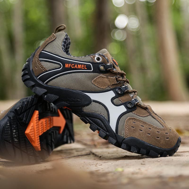 Outdoor men's hiking shoes