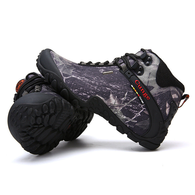 Camouflage Outdoor Climbing Boots